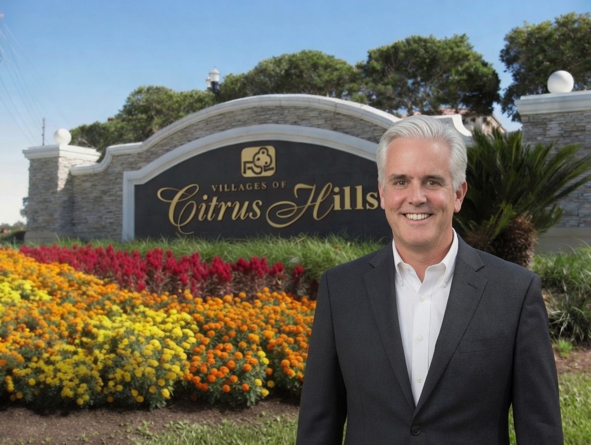 Mark Casper at the Villages of Citrus Hills entrance monument